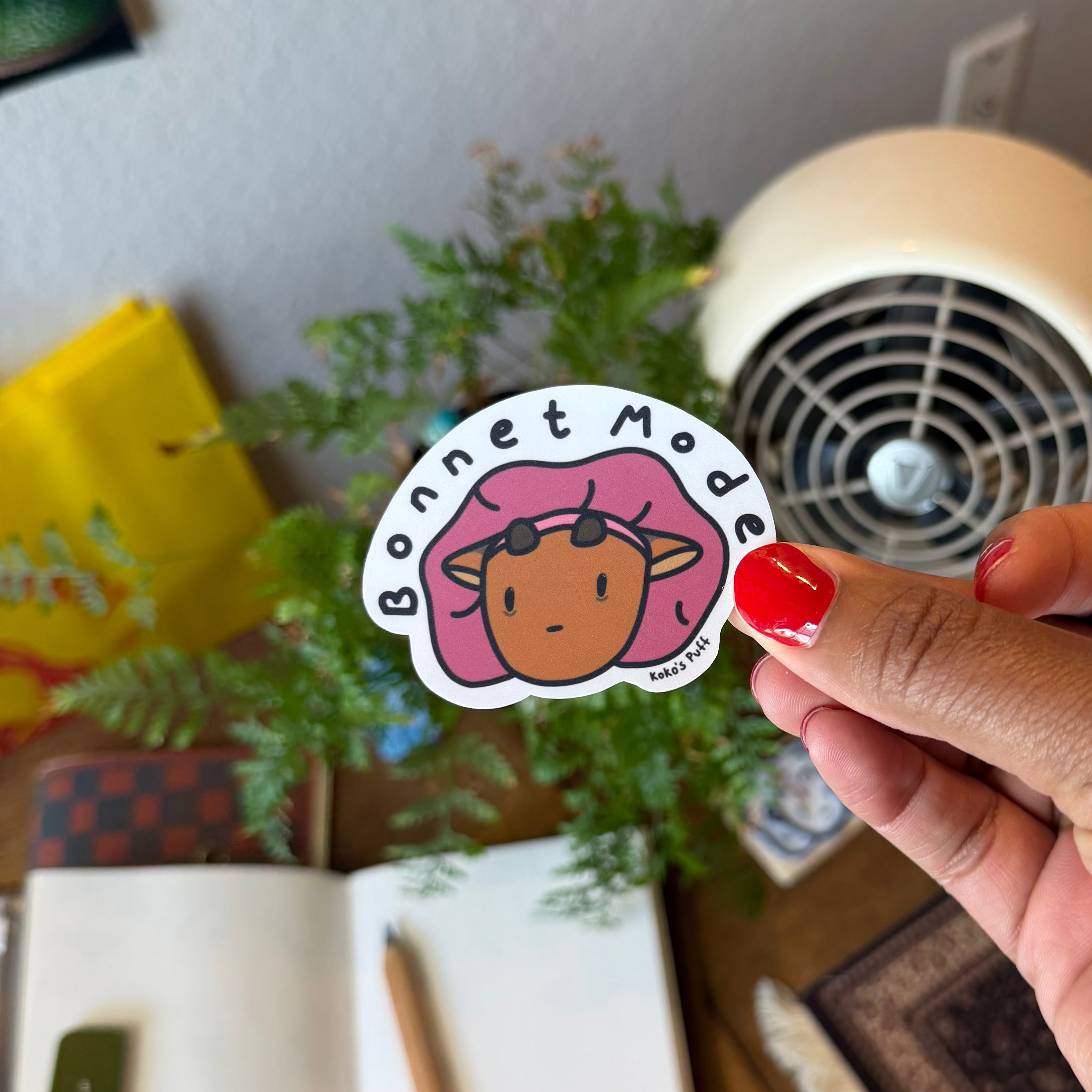 Bonnet Mode Sticker